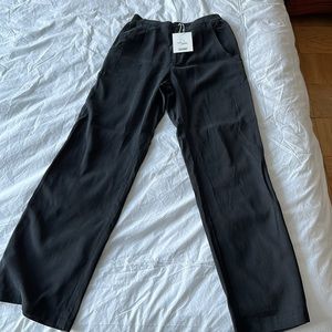 Djerf Avenue On the Go Ash Pants - NWT